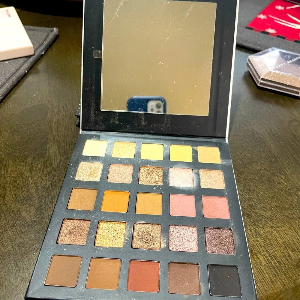 Lorac palette